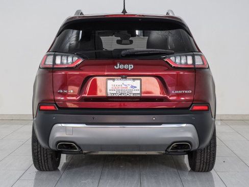 Used 2019 Jeep Cherokee Limited image 7