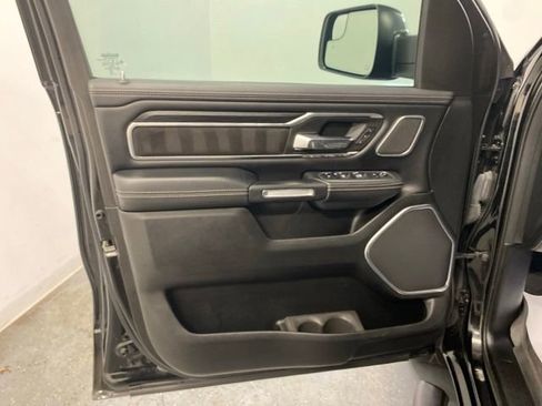 Used 2023 RAM 1500 Laramie AWD/4WD image 17