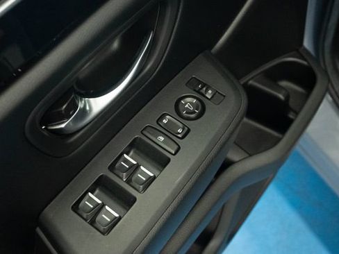 Certified 2025 Honda Pilot Sport image 15