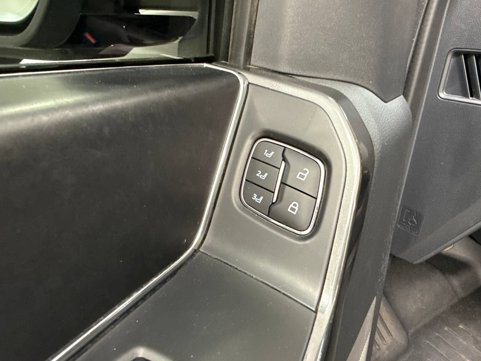 Used 2022 Ford F150 Tremor w/ Equipment Group 402A High AWD/4WD image 17