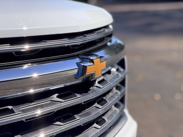 Used 2026 Chevrolet Traverse LT w/ Sun and Wheel Package FWD image 30