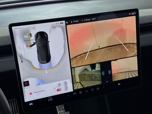 Used 2025 Tesla Model 3 RWD image 3