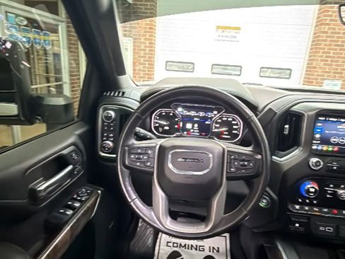Used 2020 GMC Sierra 2500 Denali w/ Denali Ultimate Package image 19