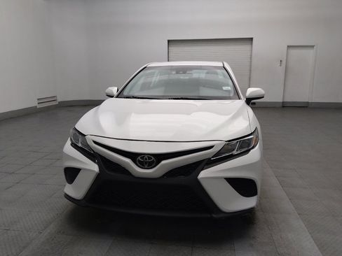 Used 2018 Toyota Camry SE image 15