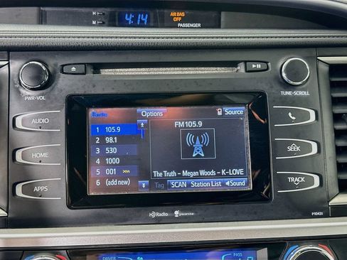 Used 2015 Toyota Highlander Plus AWD/4WD image 14