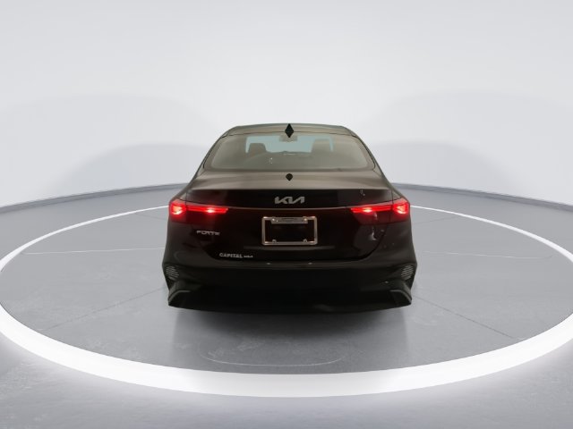 Used 2023 Kia Forte LXS FWD image 5