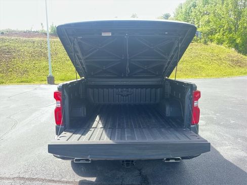 Used 2021 Chevrolet Silverado 1500 RST AWD/4WD image 32