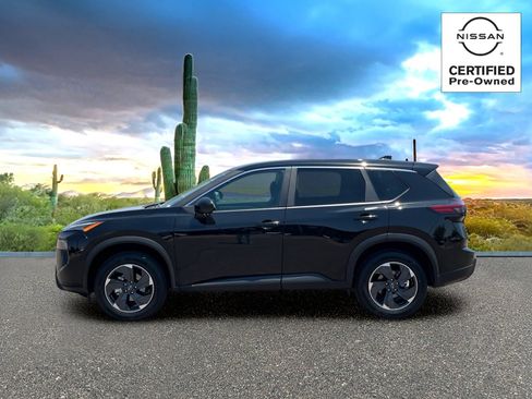 Certified 2025 Nissan Rogue SV FWD image 3