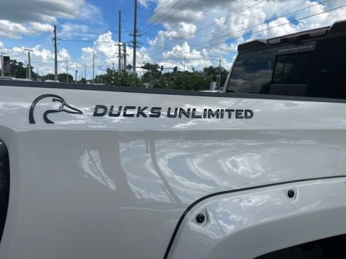 Used 2026 GMC Sierra 1500 AT4 w/ Technology Package AWD/4WD image 5