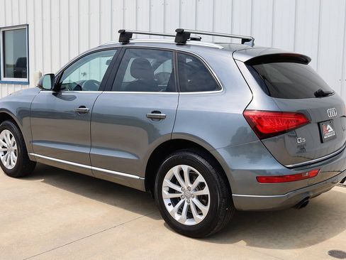 Used 2016 Audi Q5 2.0T Premium Plus w/ Technology Package AWD/4WD image 3
