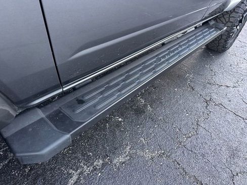 Used 2024 Ford Bronco Outer Banks image 17