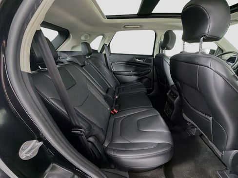Used 2015 Ford Edge Titanium w/ Equipment Group 301A AWD/4WD image 27