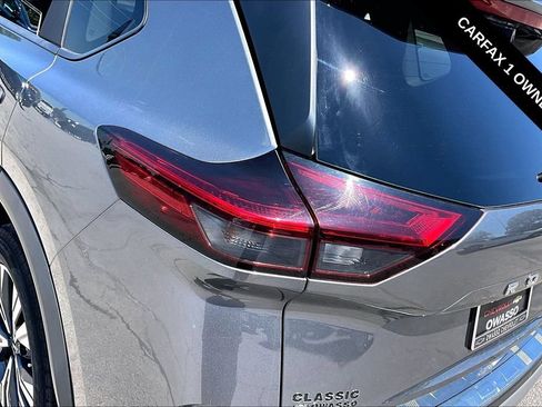 Used 2023 Nissan Rogue SV FWD image 22