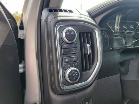 Used 2020 GMC Sierra 1500 SLT image 5