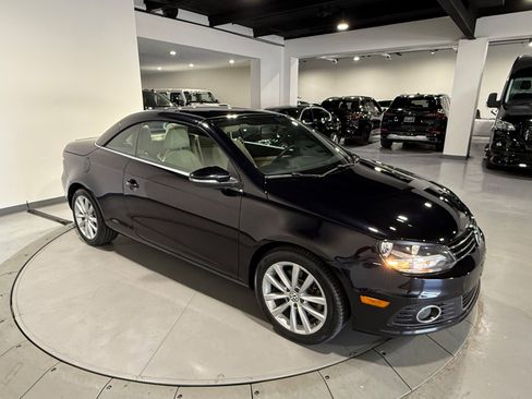 Used 2014 Volkswagen Eos Komfort FWD image 9
