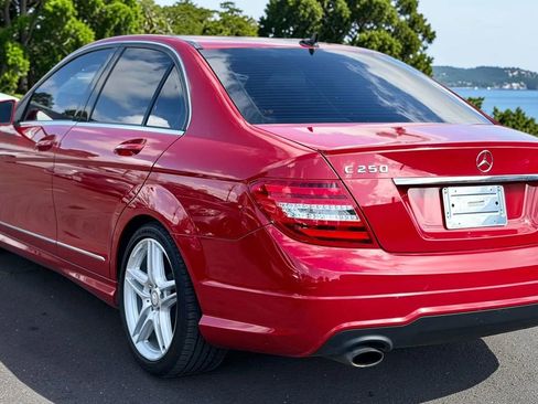 Used 2012 Mercedes-Benz C 250 Sedan image 8