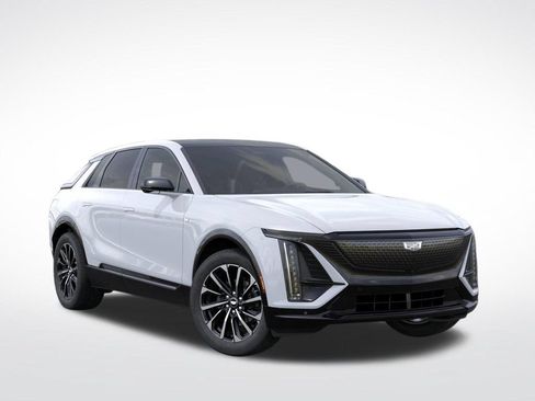New 2026 Cadillac Lyriq Sport RWD image 7
