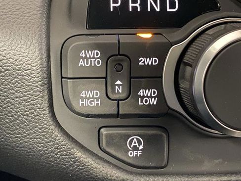 New 2026 RAM 1500 4x4 Crew Cab image 23