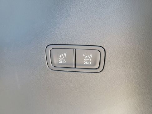 New 2025 Hyundai Santa Fe Calligraphy FWD image 10