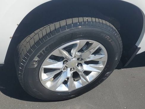 Certified 2019 Chevrolet Silverado 1500 LTZ w/ LTZ Plus Package AWD/4WD image 5