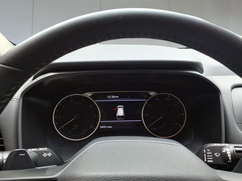 Used 2026 Nissan Rogue SV AWD/4WD image 12