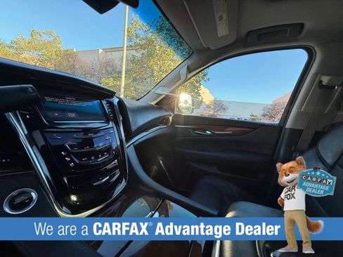 Used 2016 Cadillac Escalade Premium RWD image 58