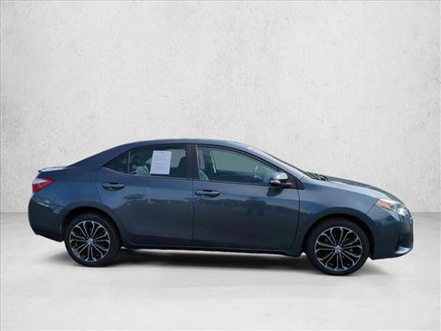 Used 2015 Toyota Corolla S Premium image 4