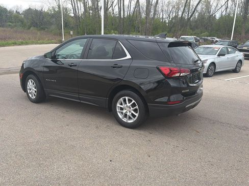 Used 2024 Chevrolet Equinox LT AWD/4WD image 3