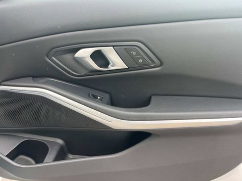 Used 2024 BMW 330e xDrive 330e xDrive Plug-In Hybrid AWD image 25