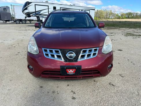 Used 2013 Nissan Rogue SL AWD/4WD image 3