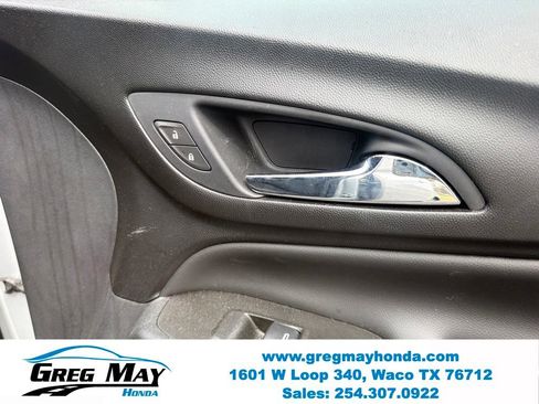Used 2020 Chevrolet Equinox LT w/ LPO, Floor Liner Package FWD image 29