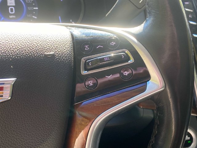 Used 2018 Cadillac Escalade Luxury w/ LPO, Radiant Package AWD/4WD image 22