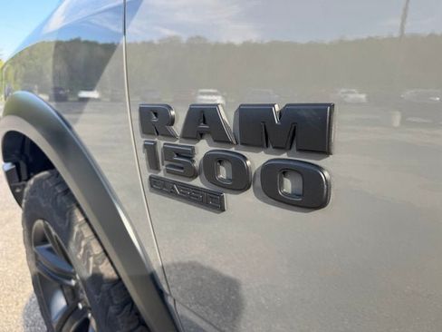 Used 2022 RAM 1500 Classic Warlock w/ Ceramic Gray Warlock Package AWD/4WD image 10