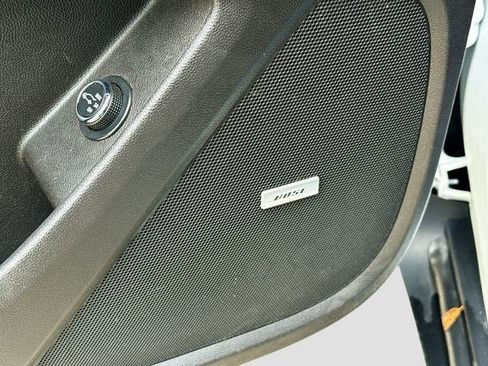 Used 2019 Chevrolet Traverse RS image 20