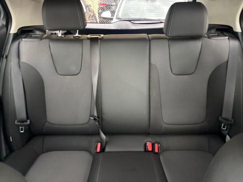 Used 2025 Buick Encore GX Preferred image 36