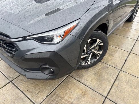 Used 2024 Subaru Crosstrek 2.0i Premium image 2
