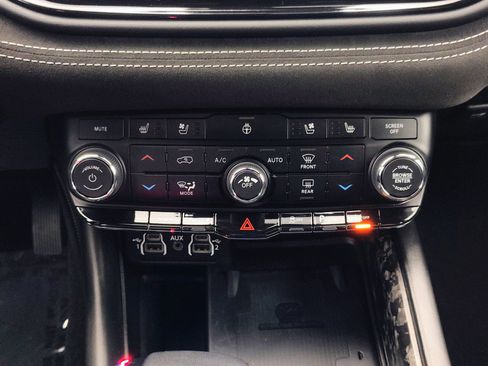 Used 2022 Dodge Durango SRT w/ SRT Interior Appearance Group image 44