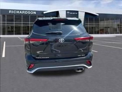 Used 2023 Toyota Highlander XSE AWD/4WD image 20