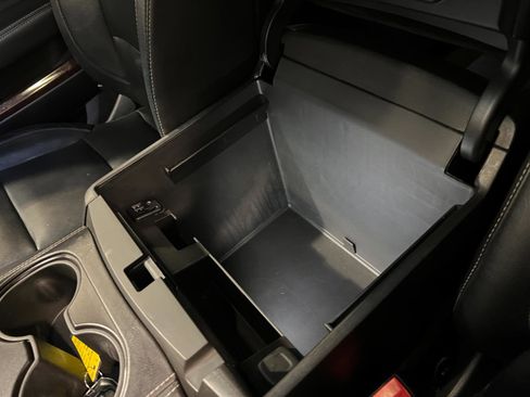 Used 2015 GMC Yukon SLT w/ Open Road Package image 20