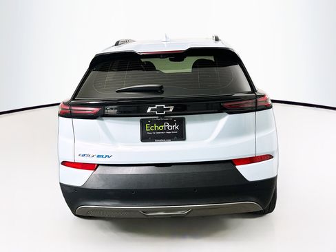 Used 2022 Chevrolet Bolt EUV Premier w/ Sun & Sound Package image 7