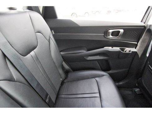 Used 2024 Kia Sorento S w/ Panoramic Sunroof Package FWD image 14