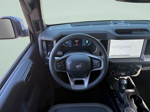 Used 2026 Ford Bronco Outer Banks AWD/4WD image 7