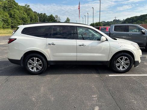 Used 2015 Chevrolet Traverse LT AWD/4WD image 6