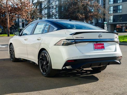 New 2026 Nissan Sentra SR w/ SR Premium Package FWD image 4