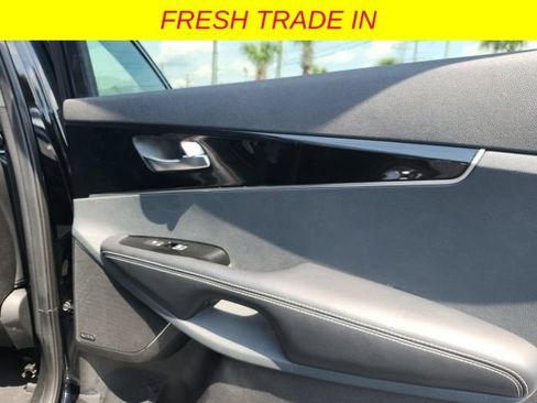 Used 2018 Kia Sorento SX FWD image 24