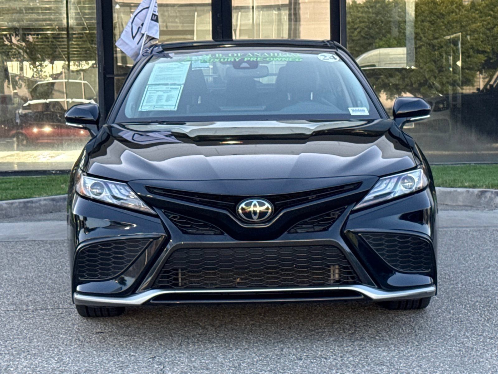 Used 2024 Toyota Camry XSE w/ Navigation Package FWD image 5
