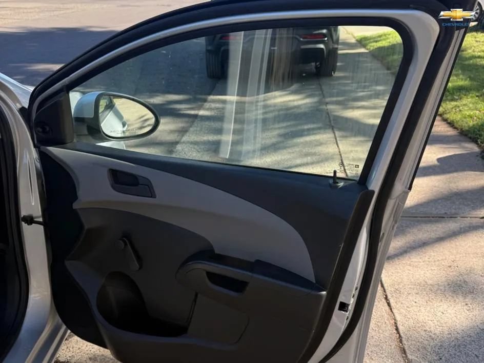 Used 2015 Chevrolet Sonic LS FWD image 17