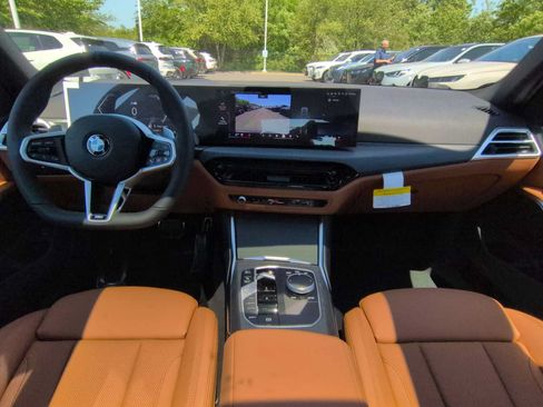 Used 2026 BMW 330i xDrive Sedan w/ M Sport Package AWD/4WD image 16