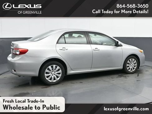 Used 2013 Toyota Corolla LE FWD image 8