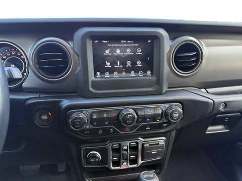 Used 2022 Jeep Wrangler Unlimited Sport AWD/4WD image 11
